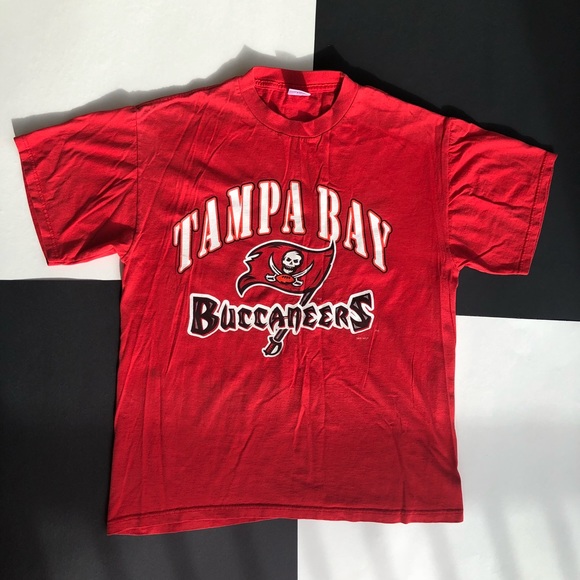 Vintage Other - VINTAGE 1998 BUCCANEERS WARREN SAPP TEE
